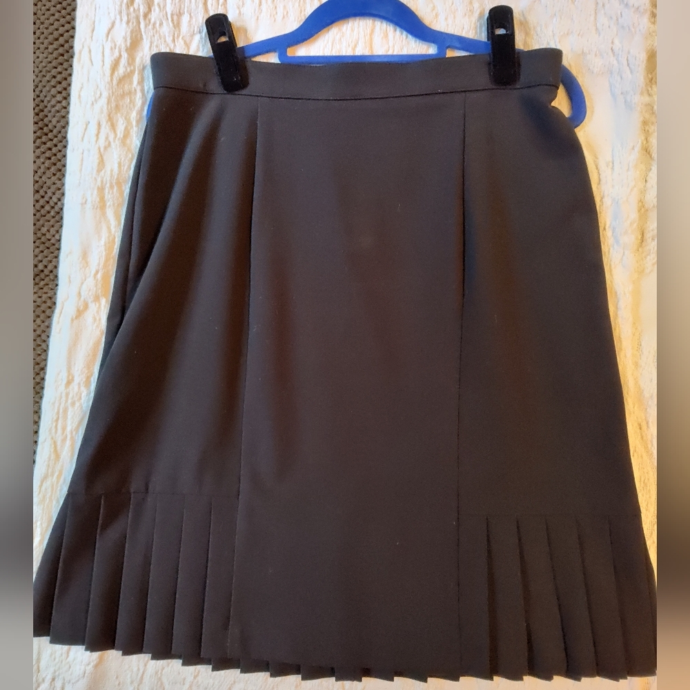 Black East 5th Skirt Size 10